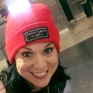 Meet your Posher, Lia